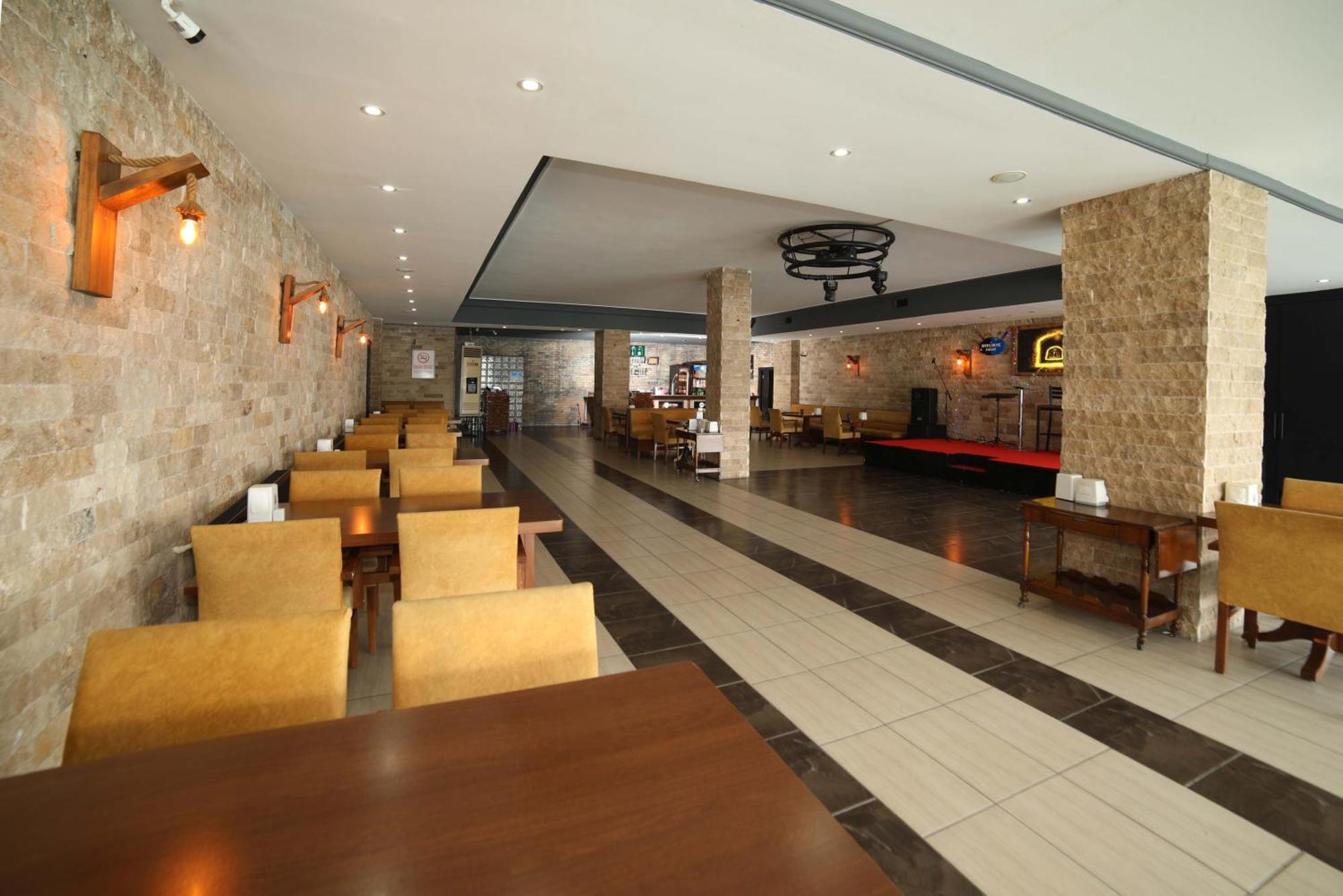 Respiro Park Hotel บูยูกเชกเมเช ภายนอก รูปภาพ