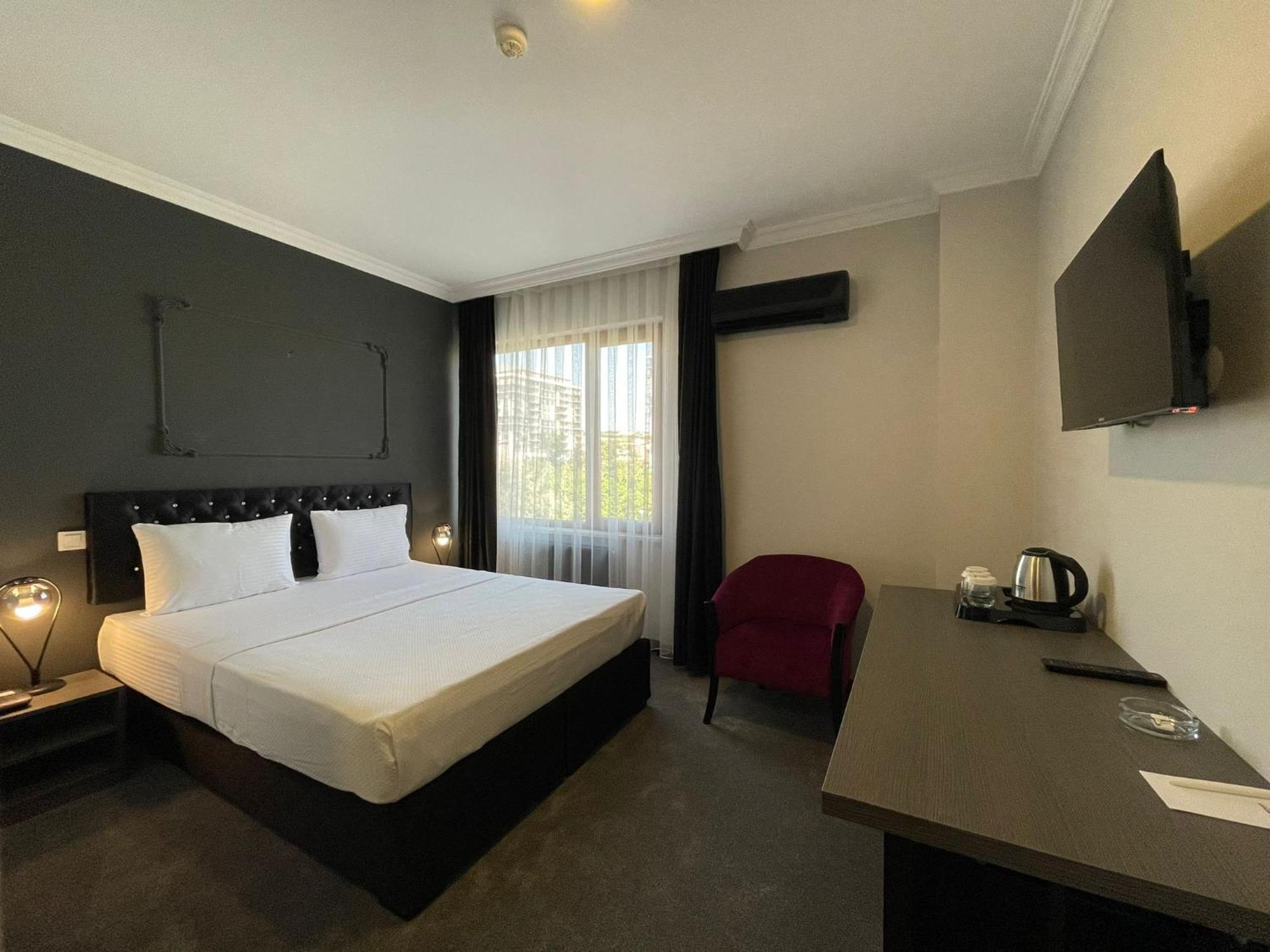 Respiro Park Hotel บูยูกเชกเมเช ภายนอก รูปภาพ
