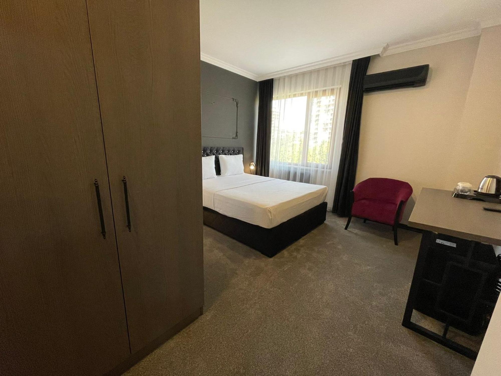 Respiro Park Hotel บูยูกเชกเมเช ภายนอก รูปภาพ