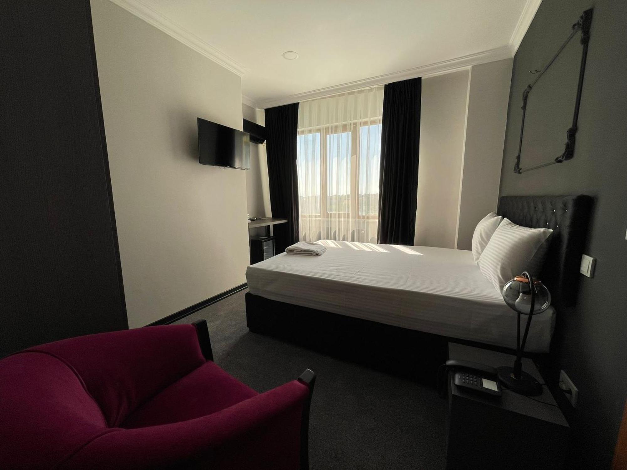 Respiro Park Hotel บูยูกเชกเมเช ภายนอก รูปภาพ