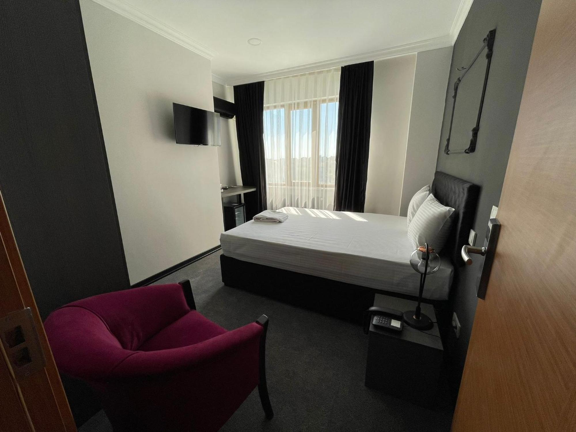Respiro Park Hotel บูยูกเชกเมเช ภายนอก รูปภาพ