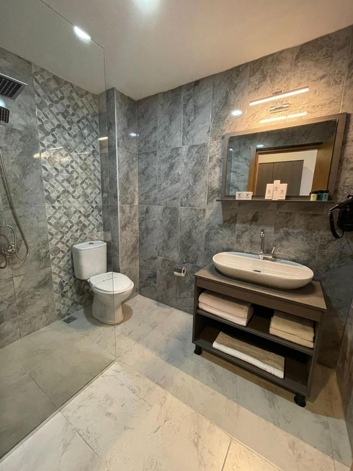 Respiro Park Hotel บูยูกเชกเมเช ภายนอก รูปภาพ