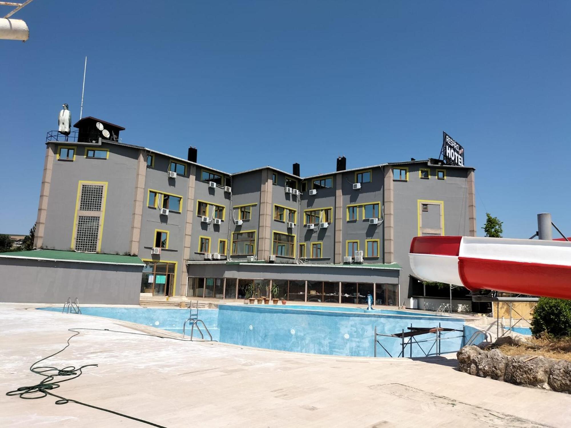 Respiro Park Hotel บูยูกเชกเมเช ภายนอก รูปภาพ